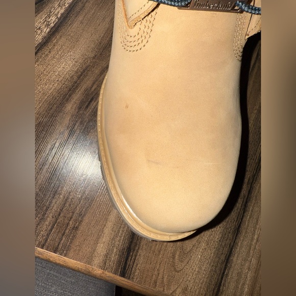 Men’s Timberland boots - Picture 4 of 13